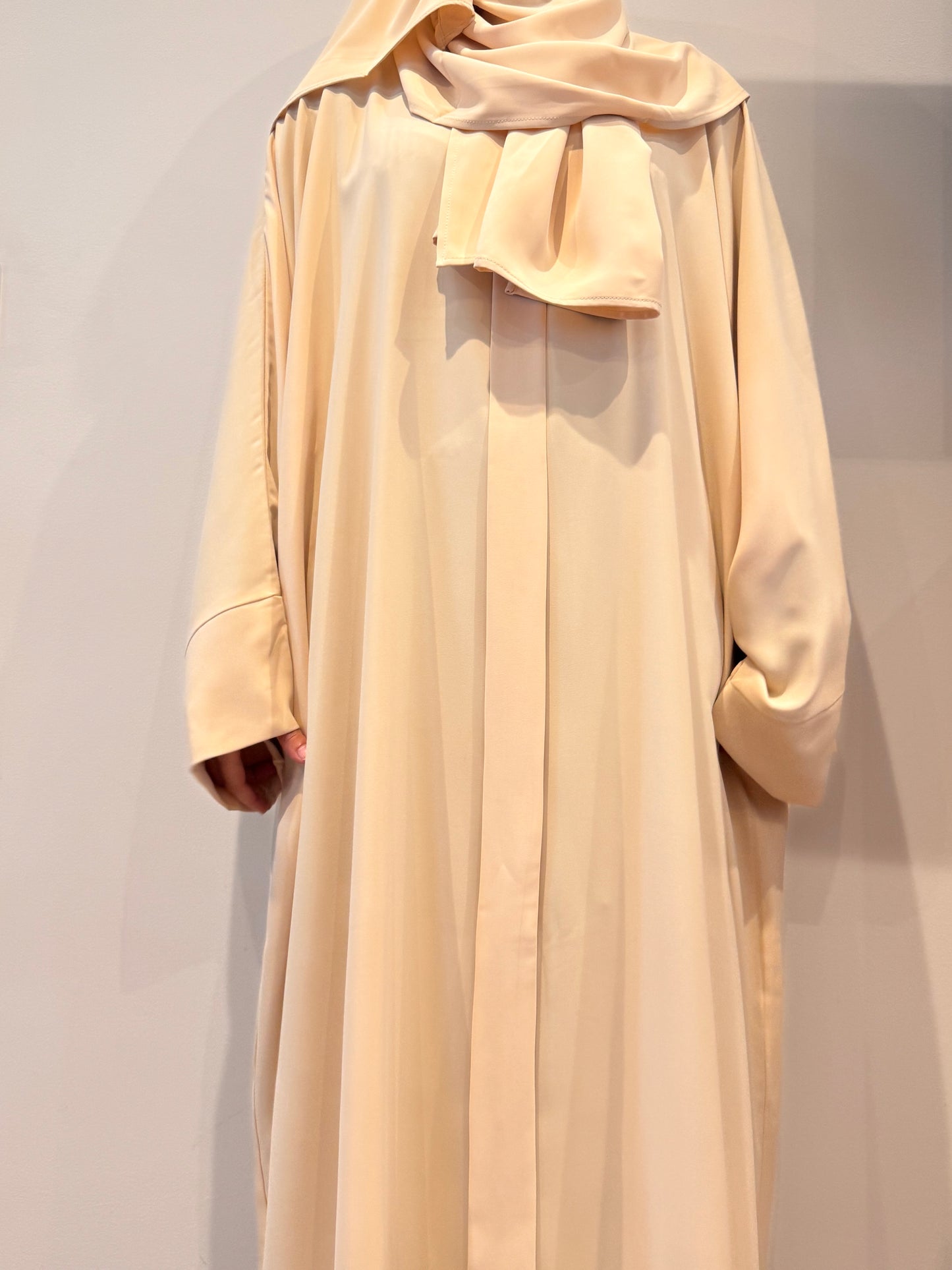 Essential Grace Abaya
