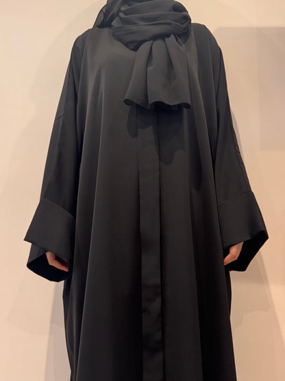 Essential Grace Abaya