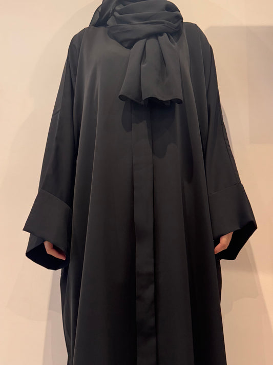 Essential Grace Abaya