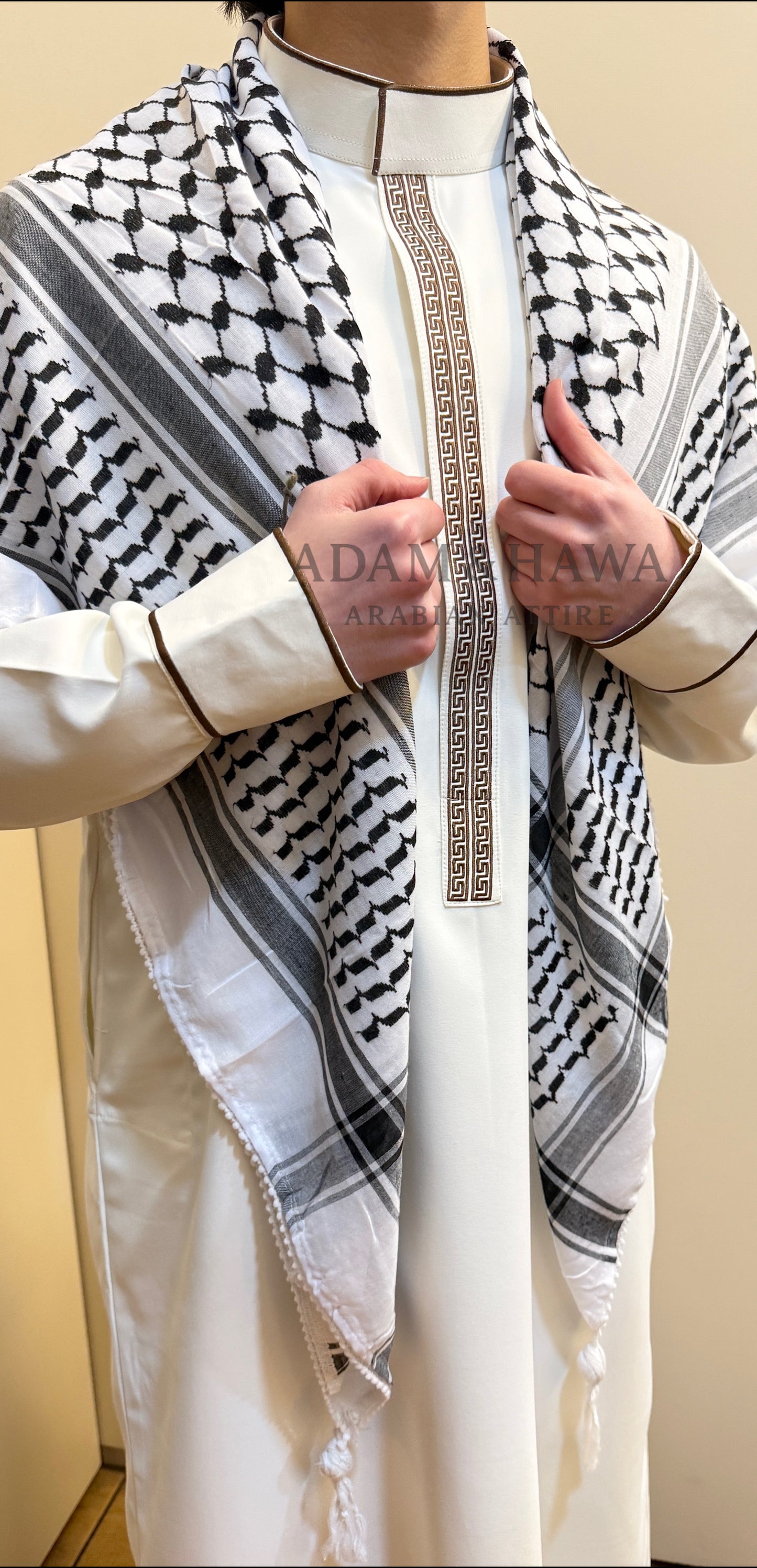 Saudi Embroidered Thobe