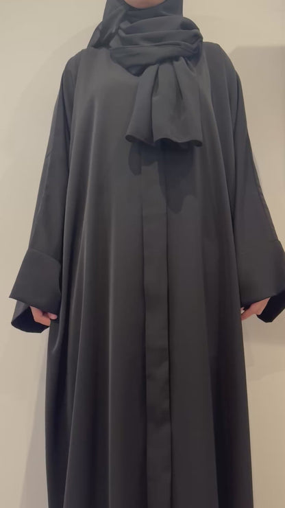 Essential Grace Abaya
